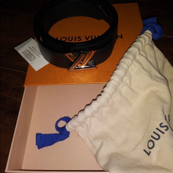 Louis Vuitton Belt size 5 - Picture 2 of 3